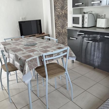Location Saisonniere Apartment Cozes Ngoại thất bức ảnh