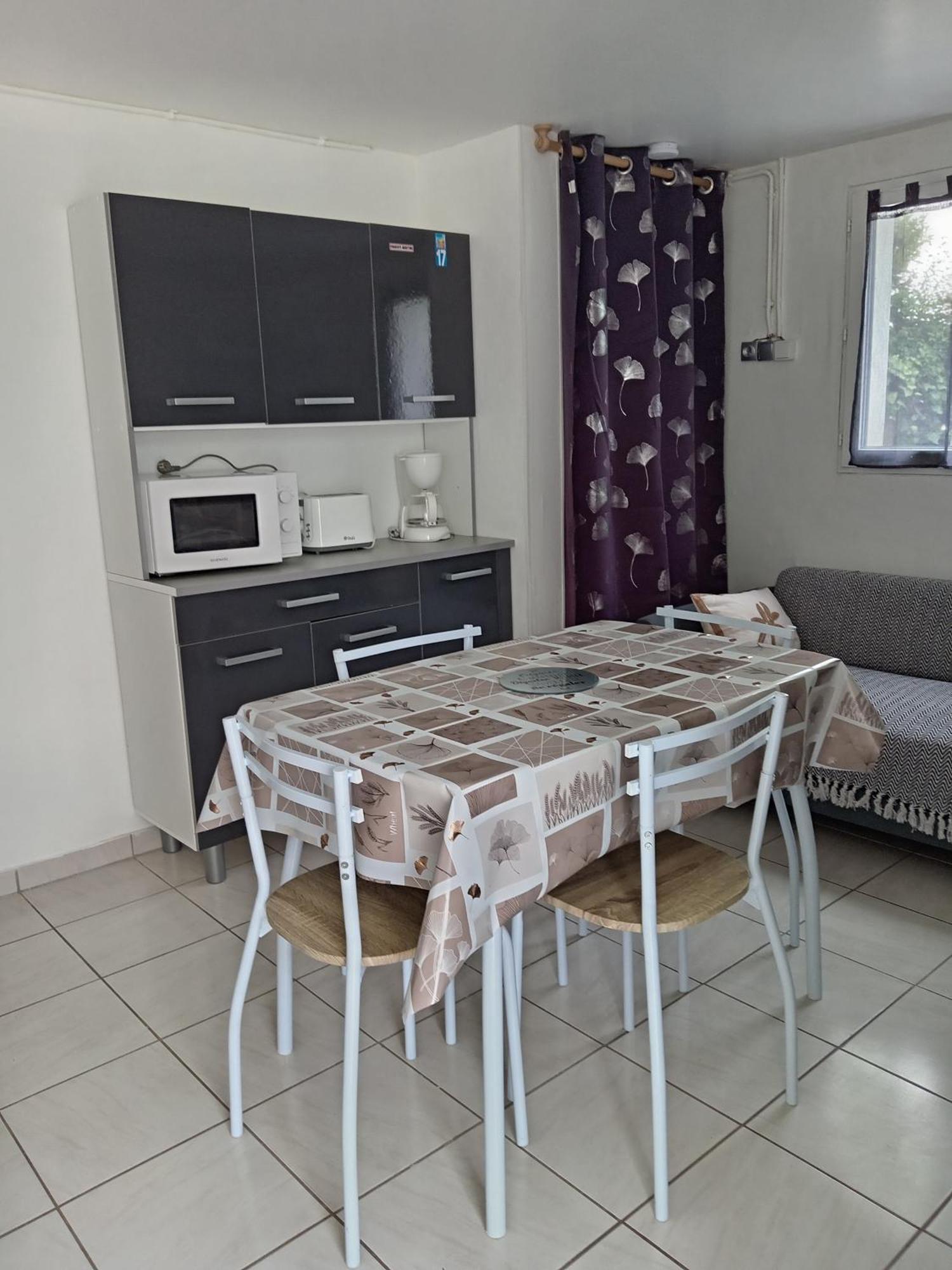Location Saisonniere Apartment Cozes Ngoại thất bức ảnh
